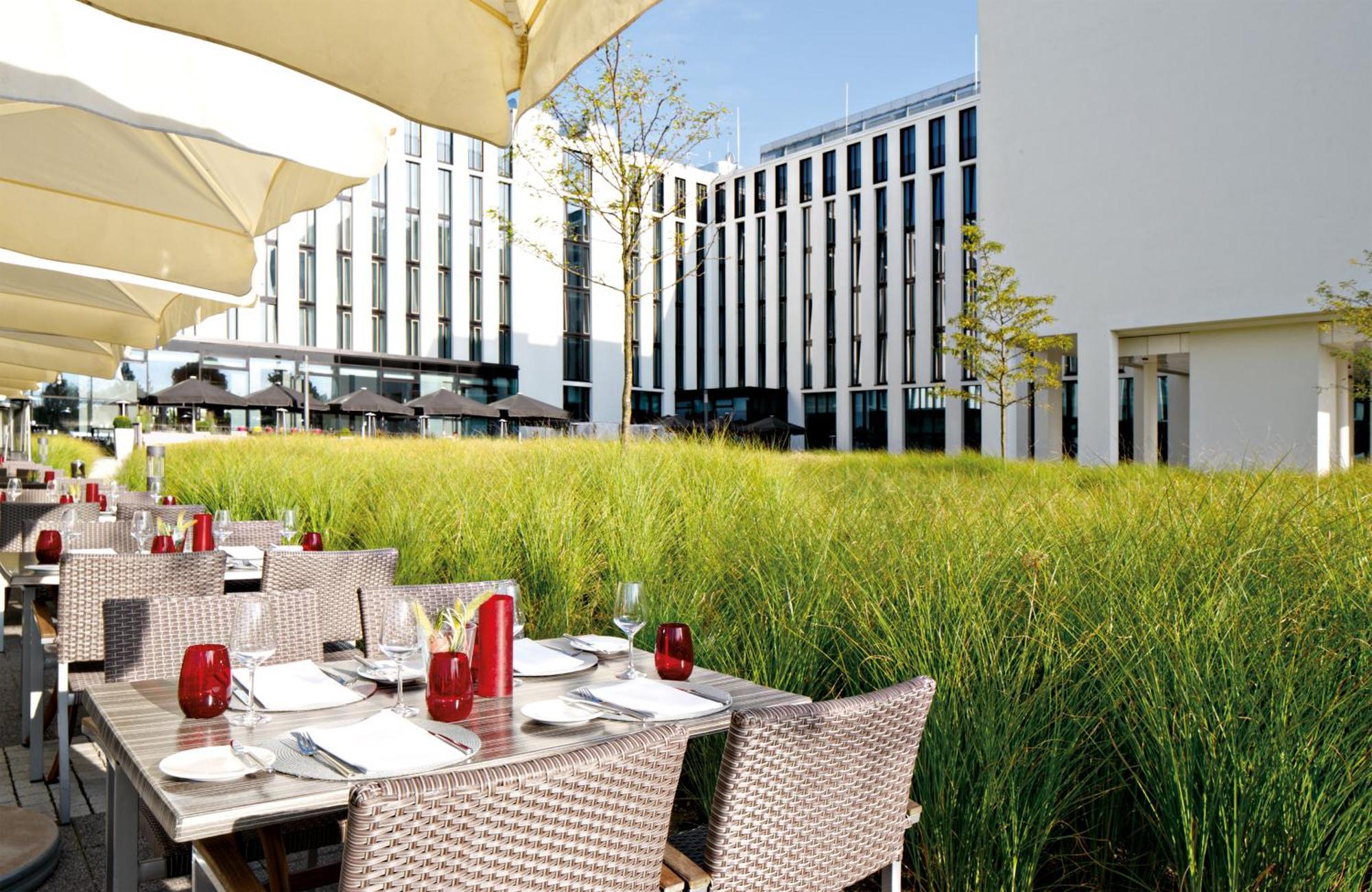 เลโอนาร์โด โรยัลโฮเทล มูนิช Hotel มิวนิก ภายนอก รูปภาพ